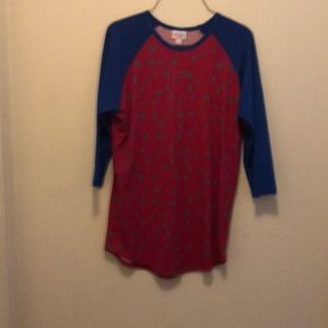 Long sleeve tee shirt